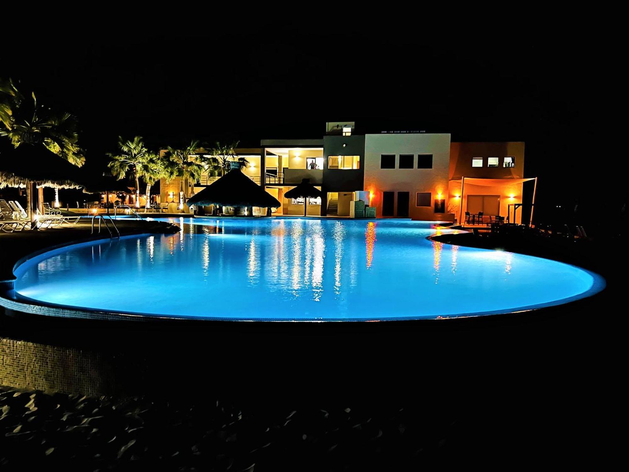 Rocky Point - Ocean Front - King - Suites - Sleeps12 - Gated - Pools Wi-Fi Bahia La Choya ภายนอก รูปภาพ